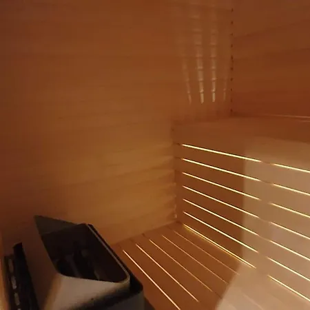 Casa de Férias New, Mountain Paradise, Biking, Alpine Touring, Skiing In & Out