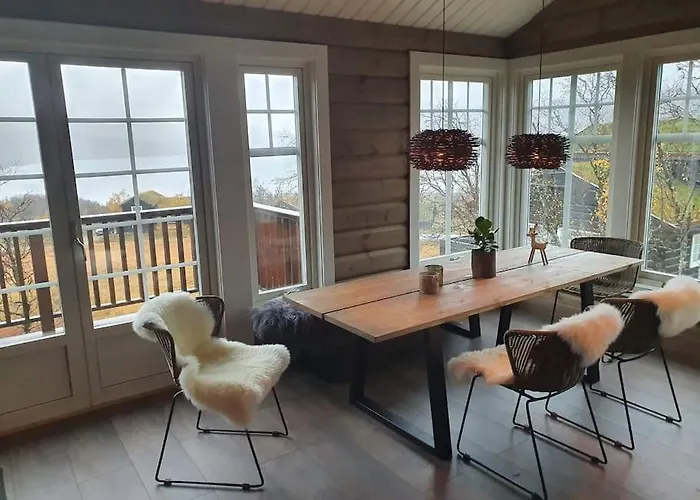 Feriehus New, Mountain Paradise, Biking, Alpine Touring, Skiing In & Out