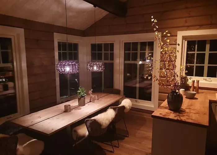 New, Mountain Paradise, Biking, Alpine Touring, Skiing In & Out * Tyinkrysset
