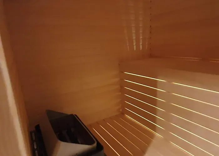 Feriehus New, Mountain Paradise, Biking, Alpine Touring, Skiing In & Out